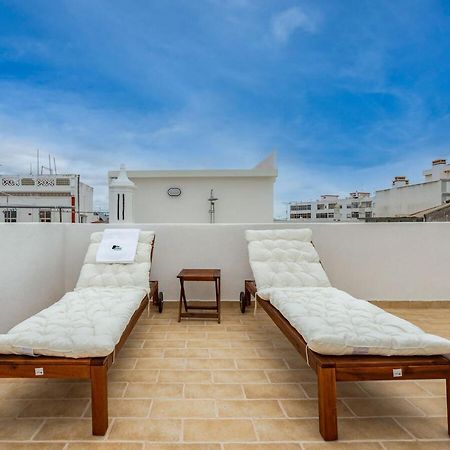 Tia Anica House II - Apartment With Terrace In Central Fuseta Beach Village Kültér fotó