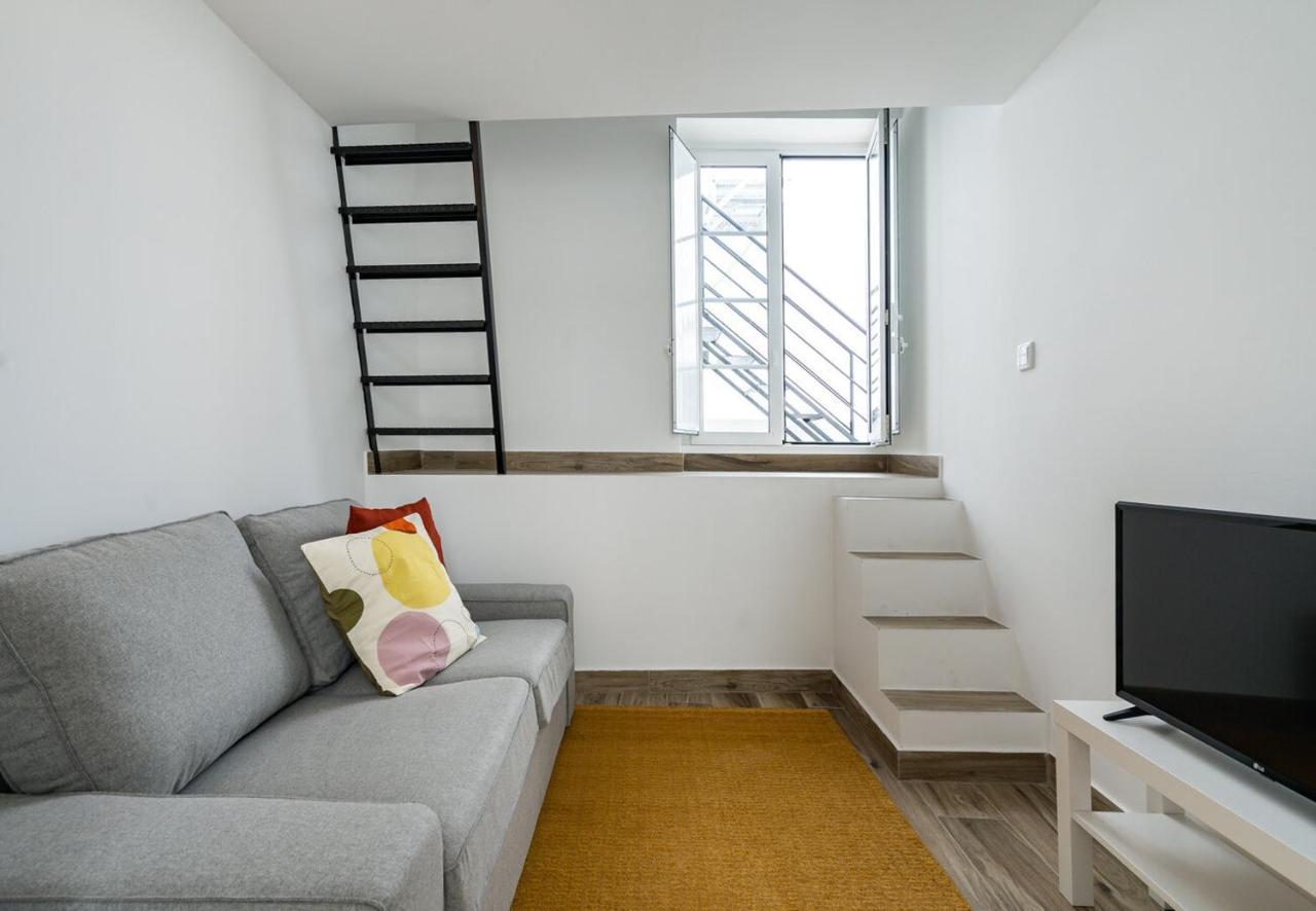 Tia Anica House II - Apartment With Terrace In Central Fuseta Beach Village Kültér fotó