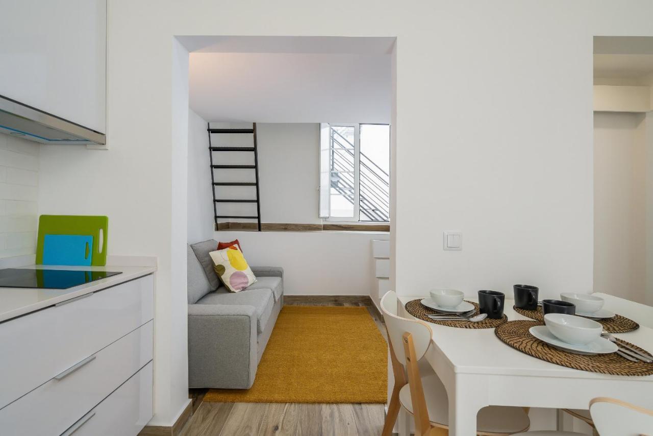 Tia Anica House II - Apartment With Terrace In Central Fuseta Beach Village Kültér fotó